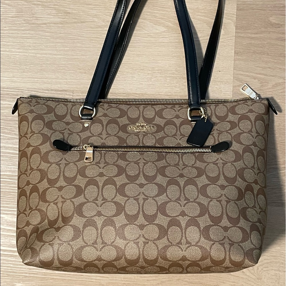 ❗️❗️💯Coach 👜 ❗️❗️